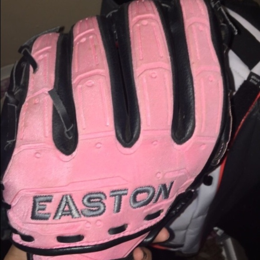 Softball mitt
